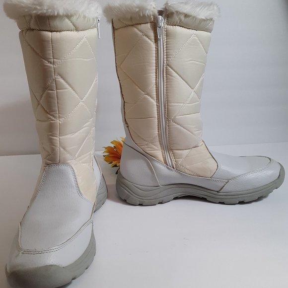 Falls Creek Shoes - Falls Creek White Thinsulate Boots Size 9